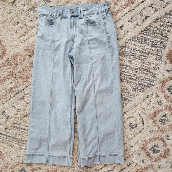 American Eagle Outfitters Light Blue Flare Jeans - Picture 5 of 10